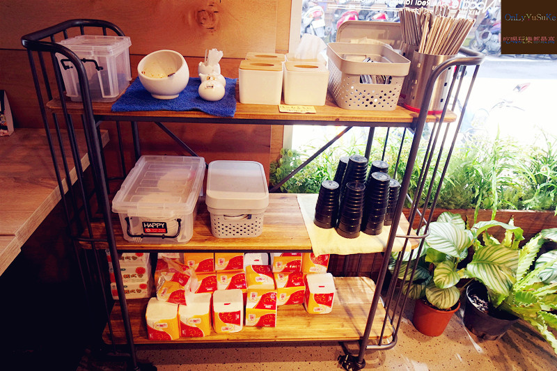 FoOd台北【noodlemix禮面作台北芝山店】天母美食祭非吃不可,吃了會上癮的好滋味,酥炸肥腸,特色麵全都好想念