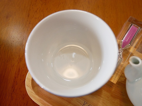 KOYAMA 這座山台灣茶專門店:KOYAMA 這座山台灣茶專門店-台中首創茶酒沙龍 多種手沖台灣茶及茶系列餐點 甚至還能已酒入茶 考驗大家創意 不限時且提供wifi和插座 悠閒享受午後時光