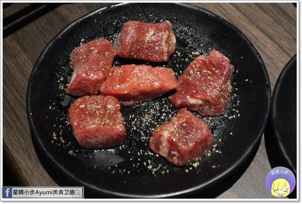 澤野燒肉屋：『愛評體驗券』高雄燒肉吃到飽推薦－澤野燒肉屋、美國極黑牛肋眼跟椒鹽花枝軟骨必點超級推！！！