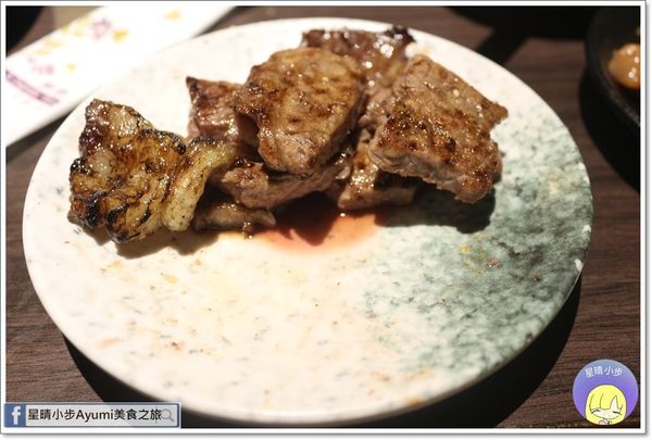 澤野燒肉屋：『愛評體驗券』高雄燒肉吃到飽推薦－澤野燒肉屋、美國極黑牛肋眼跟椒鹽花枝軟骨必點超級推！！！