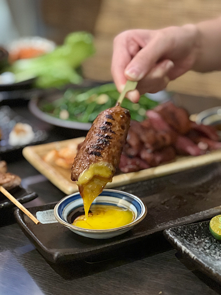 【台北東區美食】螢火蟲居酒屋 x 東區啤酒喝到飽居酒屋推薦!