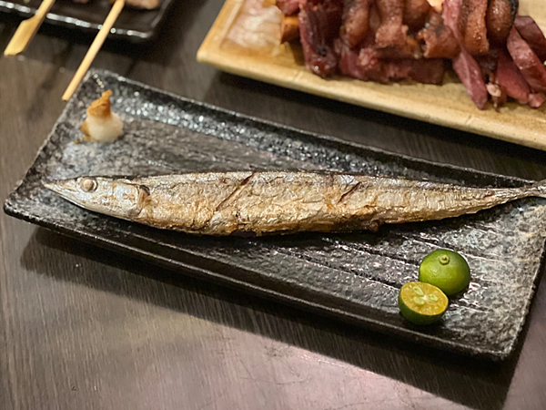 【台北東區美食】螢火蟲居酒屋 x 東區啤酒喝到飽居酒屋推薦!