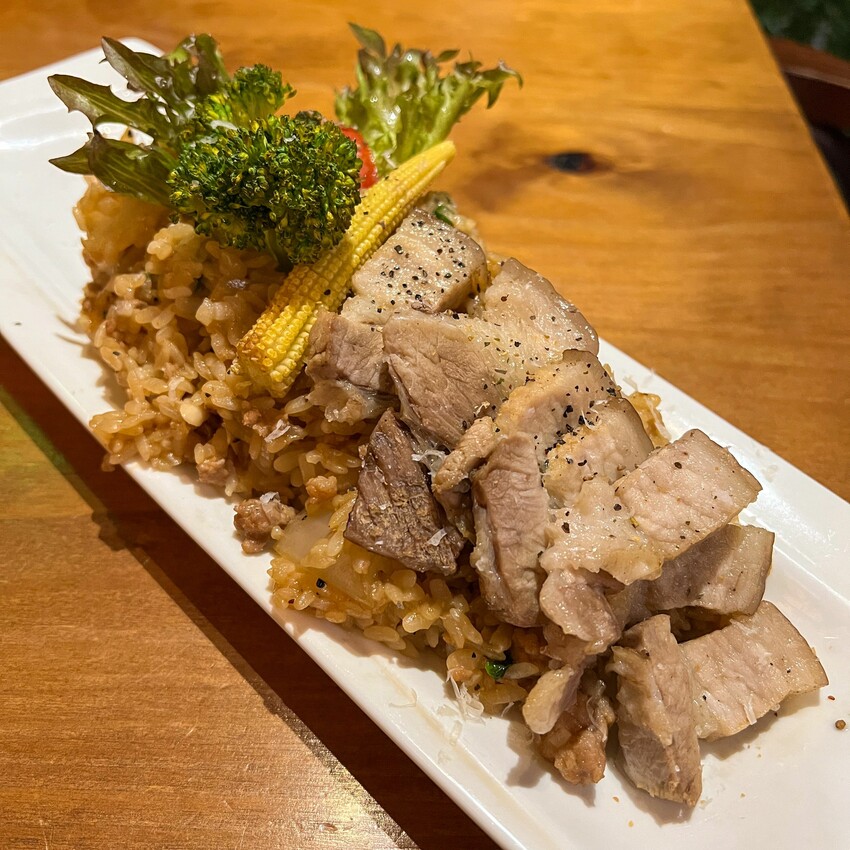 工業風設計小店｜寵物友善餐廳｜賈福廚房J FULL