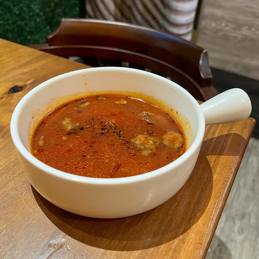 工業風設計小店｜寵物友善餐廳｜賈福廚房J FULL