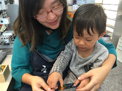 [台南眼鏡] 吾鏡手作眼鏡坊｜全板材眼鏡手作課親子體驗（自己的眼鏡自己做！高品質手工眼鏡手作課程，體會日本老職人的專注完美！）