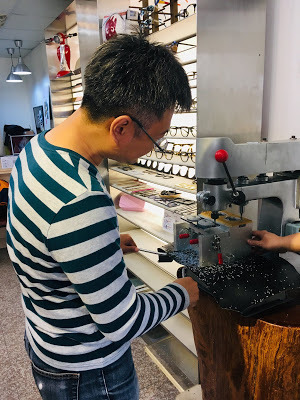 [台南眼鏡] 吾鏡手作眼鏡坊｜全板材眼鏡手作課親子體驗（自己的眼鏡自己做！高品質手工眼鏡手作課程，體會日本老職人的專注完美！）