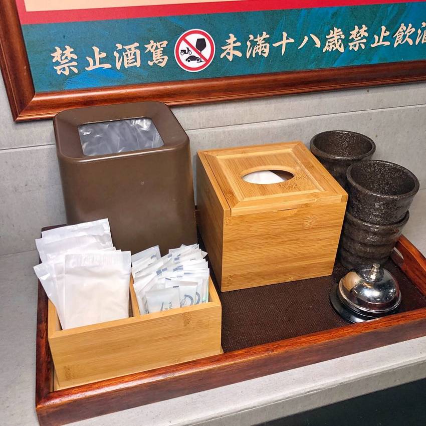 台南燒肉推薦【鉄牛燒肉】霸氣個人套餐只要580元就能吃到和牛 黑將純血和牛/奧汀牛 肉質一口入魂 ! 營業到凌晨四點的深夜燒肉店 | 小白只饗ㄔ美食