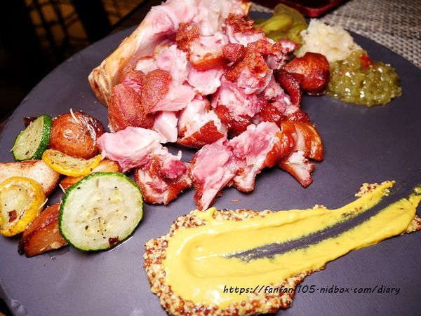 東區餐酒館【Abrazo Bistro 擁抱餐酒館】#同志酒吧 #酒吧  #餐酒館 #台北夜生活 愛評體驗券 (32).JPG