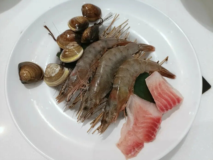 冬天必吃火鍋！新竹柚一鍋火鍋CP值爆表，海鮮肉品一次滿足。