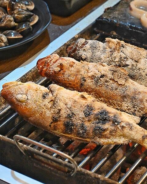 進吉泰國蝦海鮮碳烤吃到飽∥左營區美食∥海鮮控的天堂∥超狂泰國蝦海鮮吃到飽