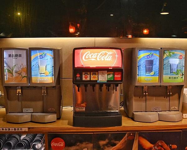 進吉泰國蝦海鮮碳烤吃到飽∥左營區美食∥海鮮控的天堂∥超狂泰國蝦海鮮吃到飽