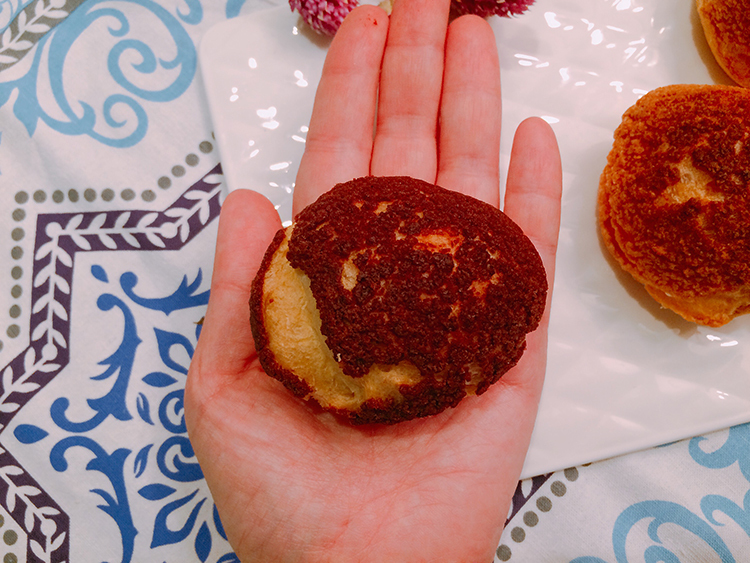 鴻品甜點工作室,團購乳酪蛋糕推薦,我不是他媽媽,Color C’ode 凱莉小姐,凱莉小姐,凱莉小姐甜點,凱莉小姐蛋糕,散步甜點,街拍甜點