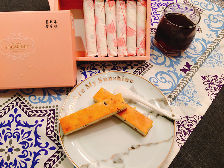 鴻品甜點工作室,團購乳酪蛋糕推薦,我不是他媽媽,IG超夯乳酪,IG超夯蛋糕,IG超夯牛奶冰,IG超夯泡芙,牛奶冰,泡芙