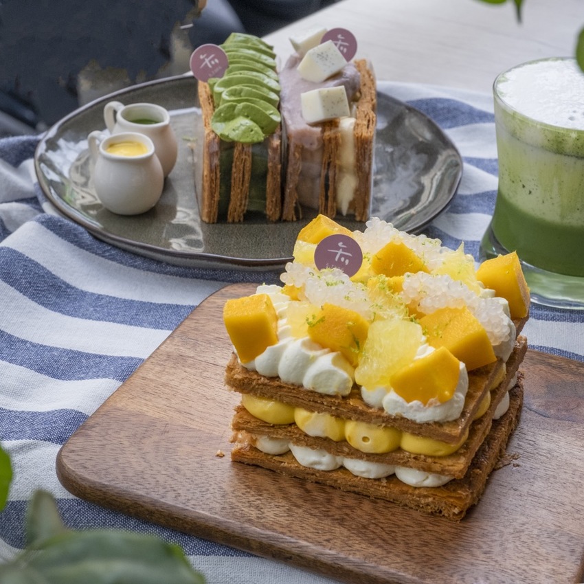 台北美食 午冬甜點｜美得像藝術品！北車補習街人氣千層酥，限定口味「楊枝甘露千層酥」根本欠吃！ · 算命的說我很愛吃