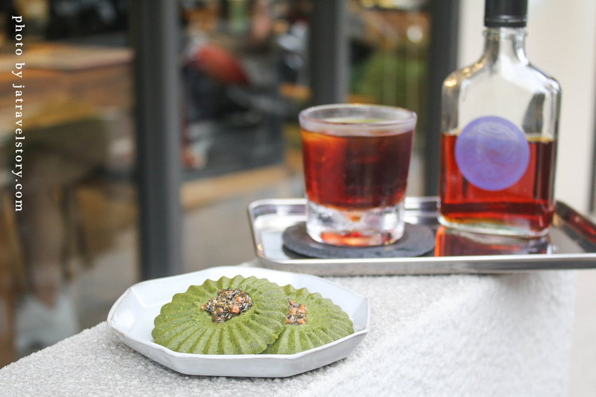 Free Form 自由式手作甜點 抹茶控必吃濃郁抹茶甜點! 寵物友善甜點餐廳推薦【捷運江子翠】板橋甜點/板橋美食 @J&A的旅行