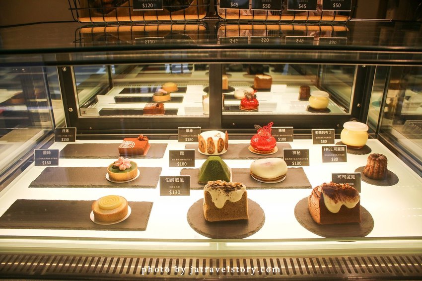 Free Form 自由式手作甜點 抹茶控必吃濃郁抹茶甜點! 寵物友善甜點餐廳推薦【捷運江子翠】板橋甜點/板橋美食 @J&A的旅行