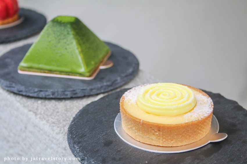 Free Form 自由式手作甜點 抹茶控必吃濃郁抹茶甜點! 寵物友善甜點餐廳推薦【捷運江子翠】板橋甜點/板橋美食 @J&A的旅行