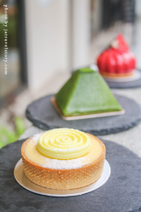 Free Form 自由式手作甜點 抹茶控必吃濃郁抹茶甜點! 寵物友善甜點餐廳推薦【捷運江子翠】板橋甜點/板橋美食 @J&A的旅行