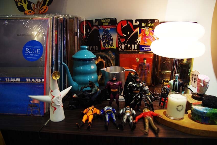 【中和咖啡廳推薦】『ZZZ Coffee Shops』近環狀線中和站/新開幕/圍繞復古相機、黑膠唱片的質感咖啡廳/照相