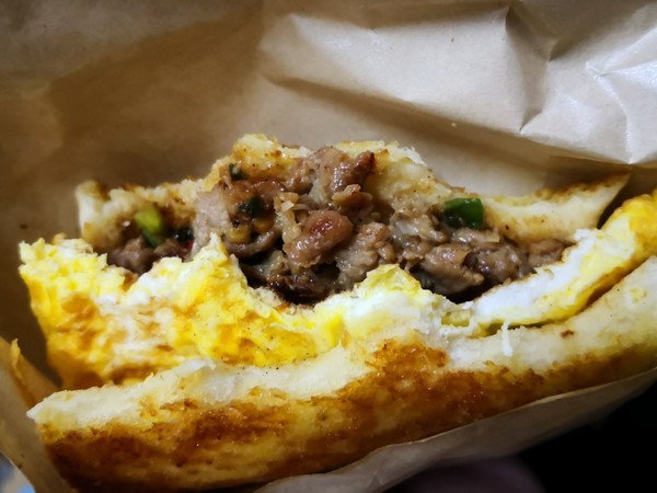 三明主義焦糖手作三明治專賣店 3andwich：【食記】台中三明主義焦糖手作三明治專賣店 3andwich@北區中國醫&中正公園 : 地表獨創焦糖吐司？吾腹所宗的精緻早午餐!