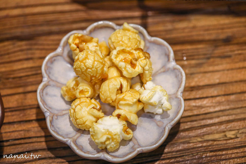 彥仲麵茶三店。麵茶香佐閩南式老屋，藏鹿港老街 奶蓋麵茶刨冰 - Nana愛旅行札記