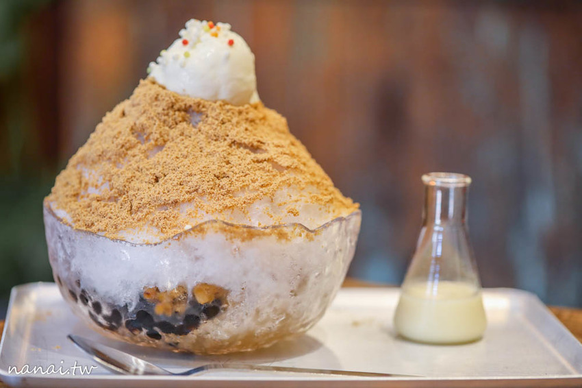 彥仲麵茶三店。麵茶香佐閩南式老屋，藏鹿港老街 奶蓋麵茶刨冰 - Nana愛旅行札記