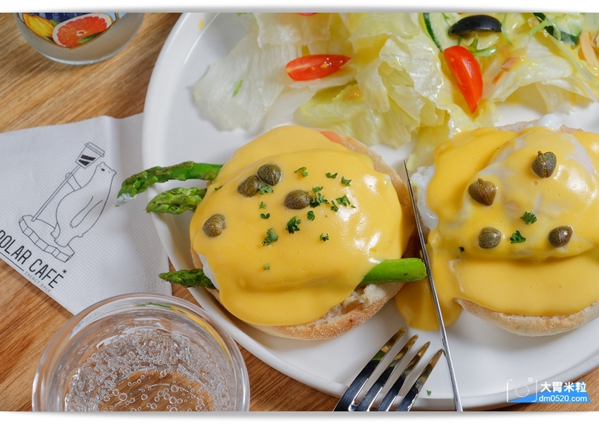 大胃米粒(台北西門町咖啡廳推薦)POLAR CAFE 西門旗艦店,北極熊主題咖啡廳,寶拉熊泡牛奶浴~灑上玫瑰花瓣可愛又浪漫！全天候提供早午餐/甜點,捷運西門站美食, - 大胃米粒 DAVID &