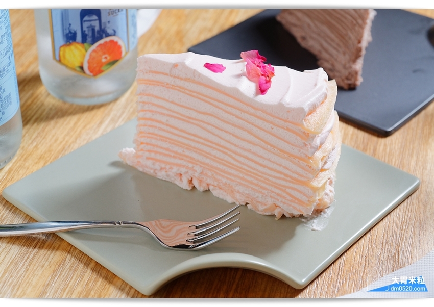 大胃米粒(台北西門町咖啡廳推薦)POLAR CAFE 西門旗艦店,北極熊主題咖啡廳,寶拉熊泡牛奶浴~灑上玫瑰花瓣可愛又浪漫！全天候提供早午餐/甜點,捷運西門站美食, - 大胃米粒 DAVID &