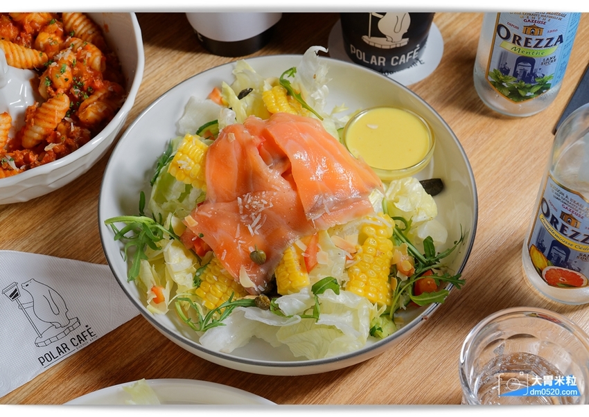 大胃米粒(台北西門町咖啡廳推薦)POLAR CAFE 西門旗艦店,北極熊主題咖啡廳,寶拉熊泡牛奶浴~灑上玫瑰花瓣可愛又浪漫！全天候提供早午餐/甜點,捷運西門站美食, - 大胃米粒 DAVID &