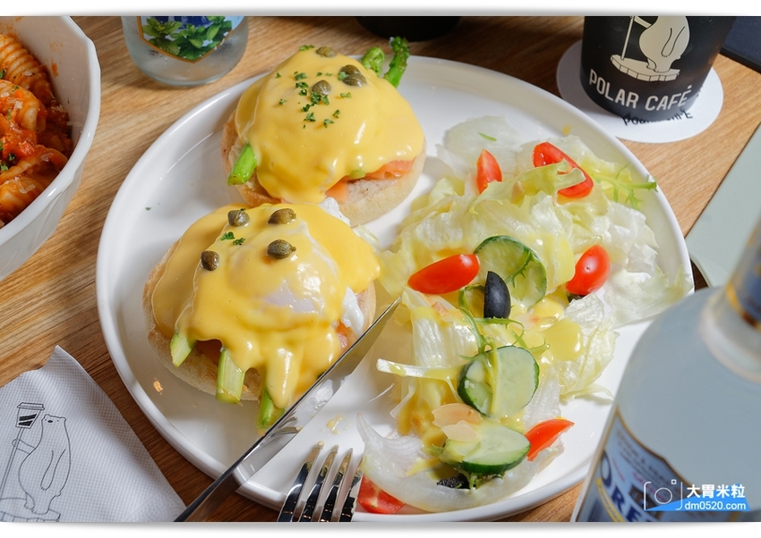 大胃米粒(台北西門町咖啡廳推薦)POLAR CAFE 西門旗艦店,北極熊主題咖啡廳,寶拉熊泡牛奶浴~灑上玫瑰花瓣可愛又浪漫！全天候提供早午餐/甜點,捷運西門站美食, - 大胃米粒 DAVID &