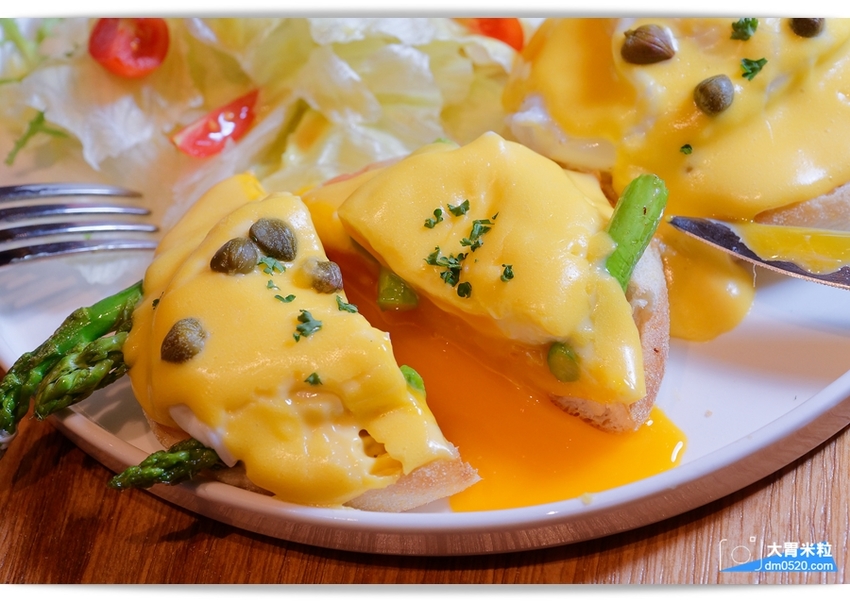 大胃米粒(台北西門町咖啡廳推薦)POLAR CAFE 西門旗艦店,北極熊主題咖啡廳,寶拉熊泡牛奶浴~灑上玫瑰花瓣可愛又浪漫！全天候提供早午餐/甜點,捷運西門站美食, - 大胃米粒 DAVID &