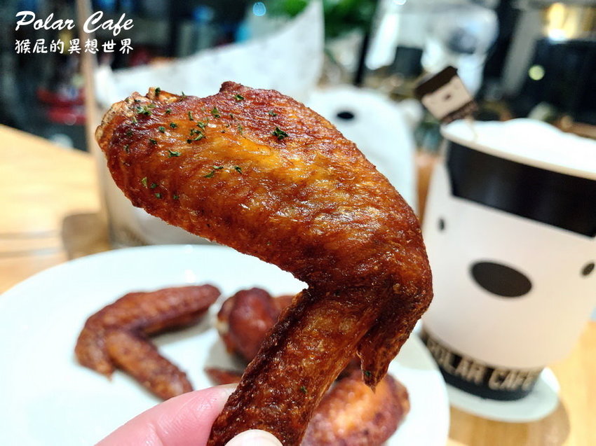 POLAR CAFE,北極熊主題餐廳,北極熊咖啡,北極熊拿鐵,台北,台北IG打卡餐廳,台北咖啡廳,台北咖啡館,台北美食,西門町下午茶,西門町北極熊咖啡廳,西門町北極熊餐廳,西門町咖啡廳,西門町咖啡館,西門町美食,西門町餐廳 @猴屁的異想世界