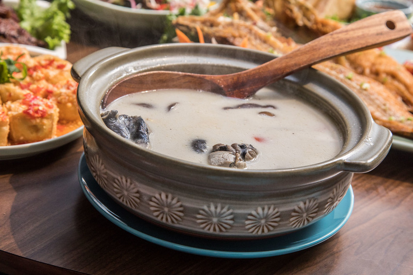 [桃園中壢]中壢泰式料理推薦，泰潮啦！食尚創意新泰菜！象迦泰式廚房 - 大手牽小手。玩樂趣