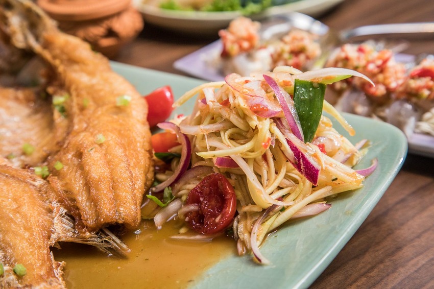 [桃園中壢]中壢泰式料理推薦，泰潮啦！食尚創意新泰菜！象迦泰式廚房 - 大手牽小手。玩樂趣