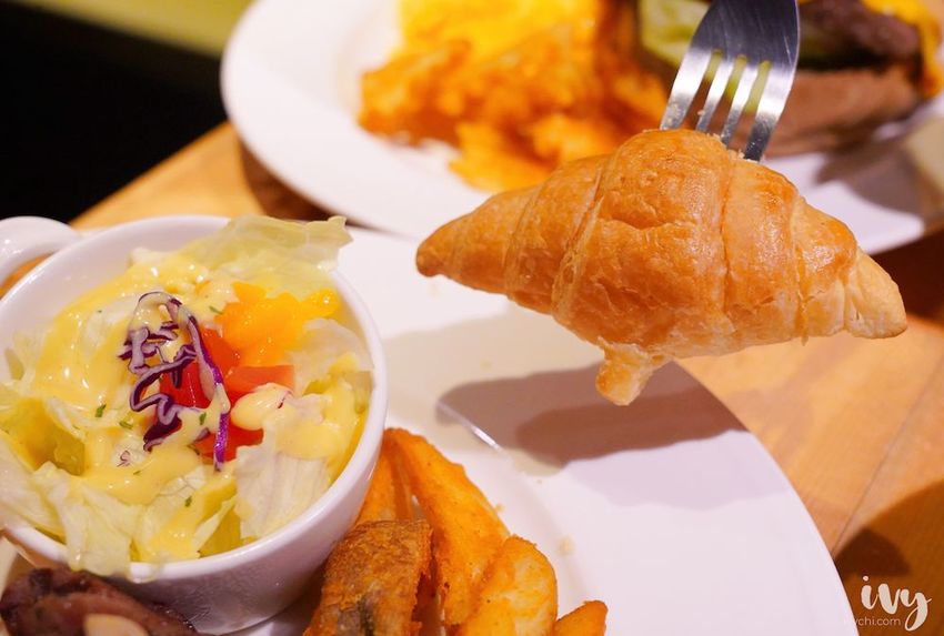 Stan&Cat史丹貓美式餐廳 台北忠孝敦化美食,客製化霸氣份量漢堡推薦