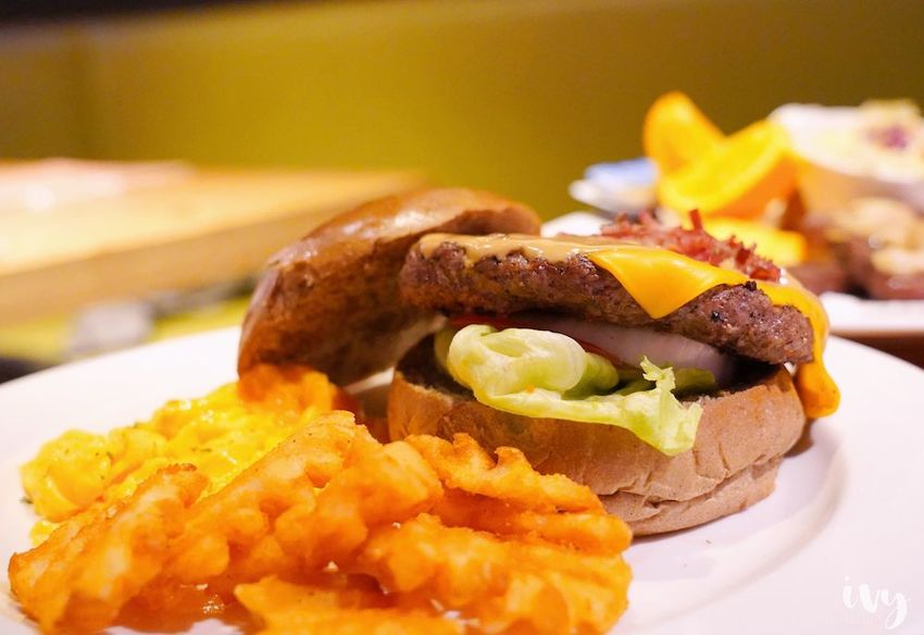 Stan&Cat史丹貓美式餐廳 台北忠孝敦化美食,客製化霸氣份量漢堡推薦