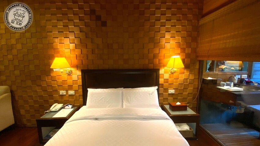 台北市士林區【 陽明山私廚 】探訪陽明山秘境美味私廚,除了美味餐點另外還可以在全台灣檜木湯屋內泡湯放鬆身心.絹絲谷