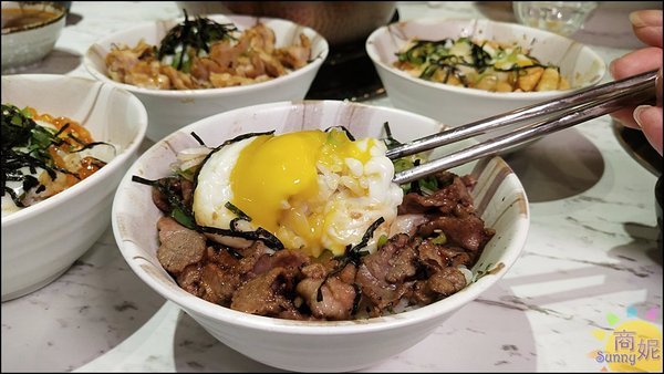 無双精緻鍋物海鮮冷藏肉專賣店:台中高CP值冷藏肉海鮮專賣。無双精緻鍋物。活體松葉蟹/冷藏肉/現撈海鮮/刺身 吃鍋好享受!