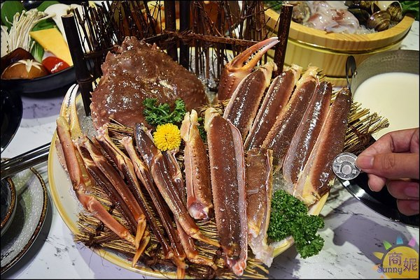 無双精緻鍋物海鮮冷藏肉專賣店:台中高CP值冷藏肉海鮮專賣。無双精緻鍋物。活體松葉蟹/冷藏肉/現撈海鮮/刺身 吃鍋好享受!