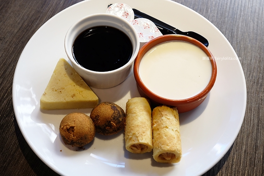 食尚玩家評為「桃園最狂港點吃到飽」，上百種食材任你挑，飽到胃袋整個快要炸出來！ @蹦啾♥謝蘿莉 La vie heureuse