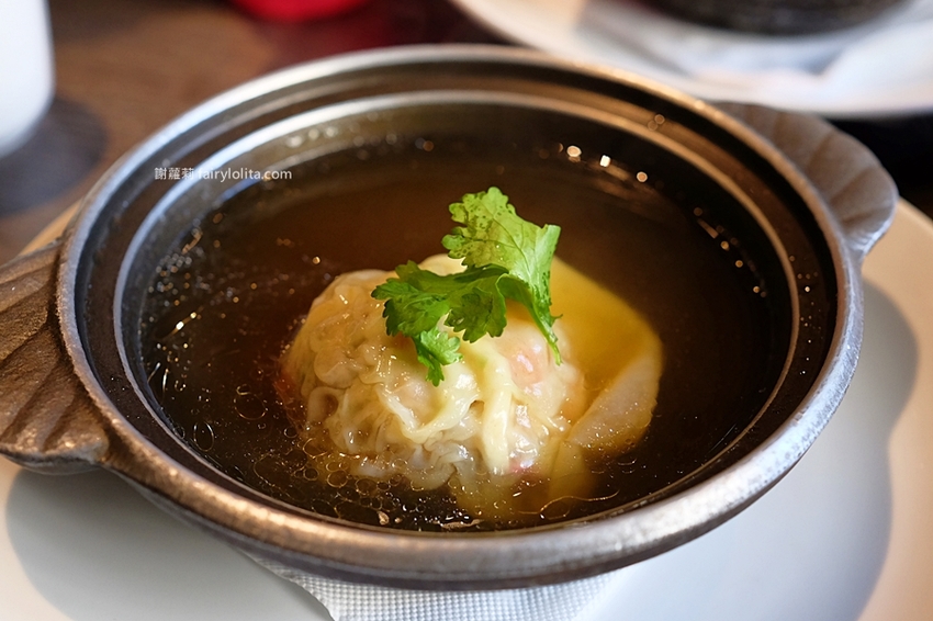 食尚玩家評為「桃園最狂港點吃到飽」，上百種食材任你挑，飽到胃袋整個快要炸出來！ @蹦啾♥謝蘿莉 La vie heureuse