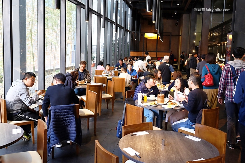 食尚玩家評為「桃園最狂港點吃到飽」，上百種食材任你挑，飽到胃袋整個快要炸出來！ @蹦啾♥謝蘿莉 La vie heureuse