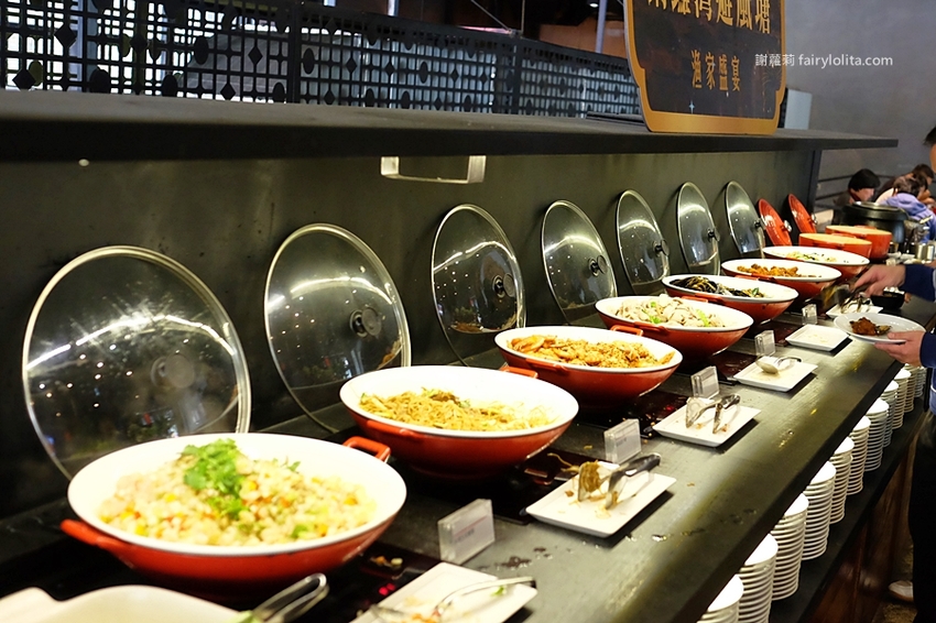食尚玩家評為「桃園最狂港點吃到飽」，上百種食材任你挑，飽到胃袋整個快要炸出來！ @蹦啾♥謝蘿莉 La vie heureuse