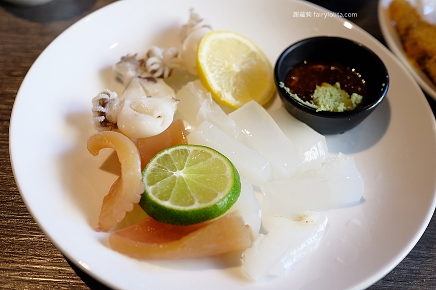 食尚玩家評為「桃園最狂港點吃到飽」，上百種食材任你挑，飽到胃袋整個快要炸出來！ @蹦啾♥謝蘿莉 La vie heureuse