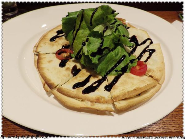 <信義安和站>蔬菜無農藥/無蟲、無塵、低硝酸鹽/美蔬菜輕食/養生蔬食料理/台北精緻蔬/輕食料理菜單/簡單健康蔬食/時尚輕食/智慧農場、水耕蔬菜、無毒蔬菜/輕食沙拉～吃的健康安心