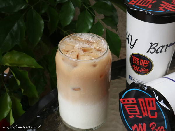 買Bar 現泡茶飲:台中美食│買Bar 現泡茶飲〃紅遍大江南北的紅不讓寒天奶凍,在台中也喝到!給料毫不手軟,近中國醫、中友百貨、一中商圈皆可外送~