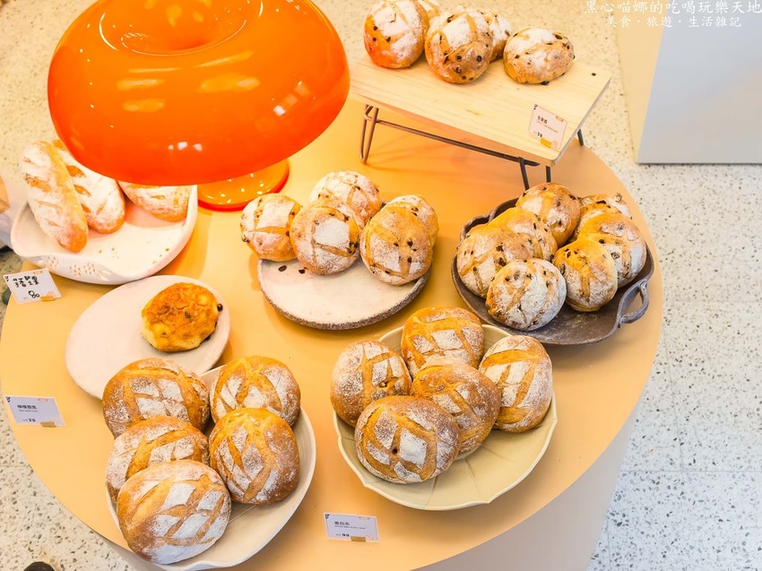 高雄前鎮︱鴻記麵包店　來自小琉球20年的手感烘焙，最誠摯新鮮有溫度的好滋味！