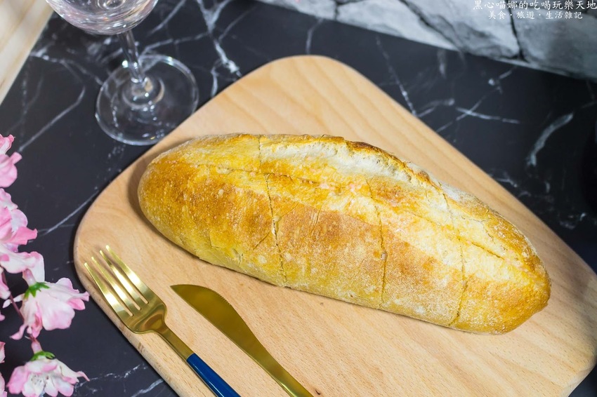 高雄前鎮︱鴻記麵包店　來自小琉球20年的手感烘焙，最誠摯新鮮有溫度的好滋味！