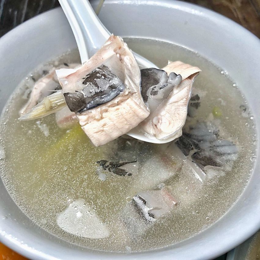 台南大灣早餐【烘爐肉燥飯】傳統西瓜綿虱目魚湯搭配古早味肉燥飯早餐吃這間就對了！ | 小白只饗ㄔ美食