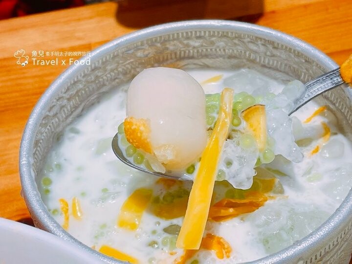 隱身在市場裡的平價泰式料理,每個角落都能拍出南洋風網美照,sà-wàt-dee~阿含Thai @魚兒 x 牽手明太子的「視」界旅行